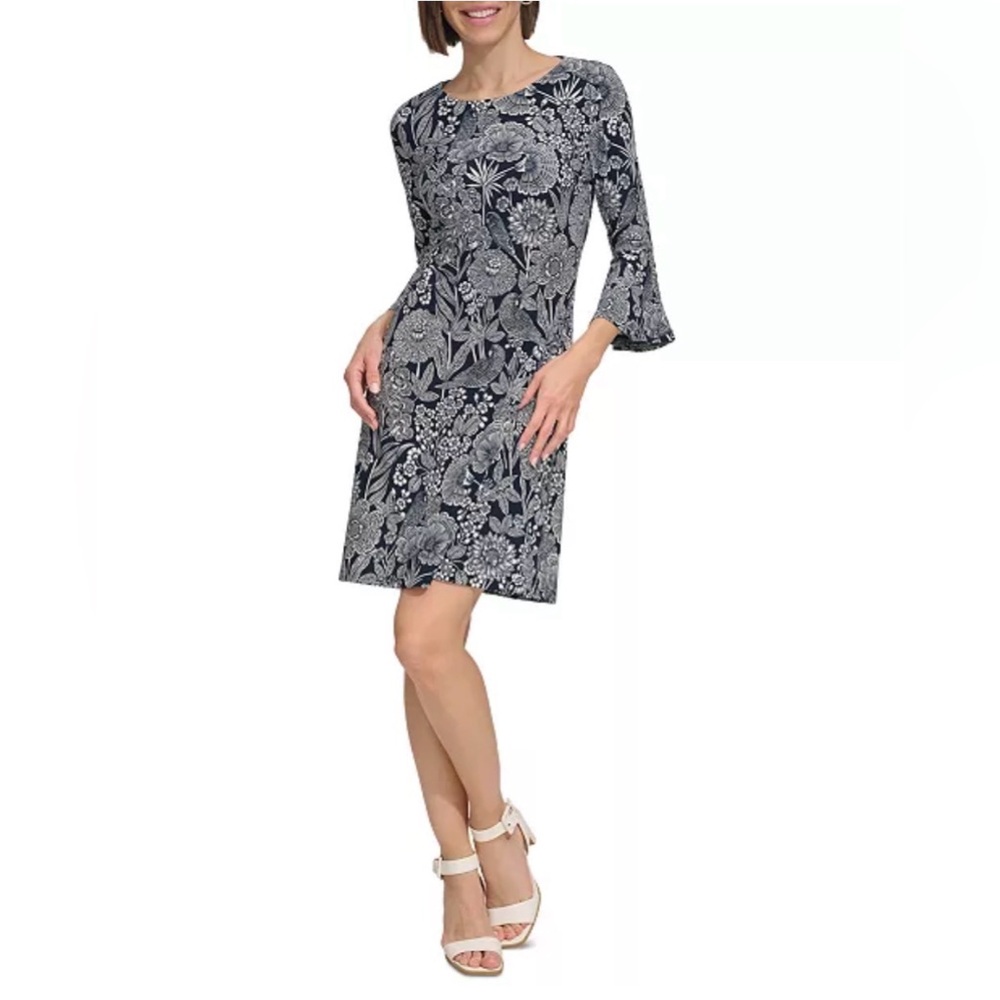 Tommy Hilfiger
Women's Printed Bell-Sleeve Shift Dress